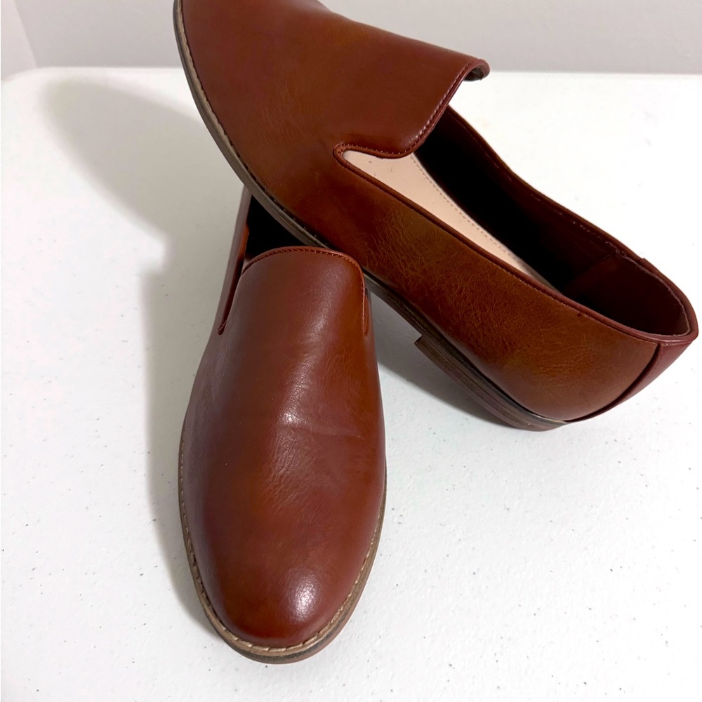 Women Size 12 Slipon Leather Flat Shoes